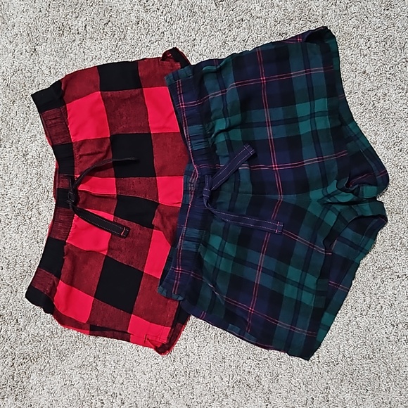 LN Old Navy women's M pajama flannel shorts - Picture 1 of 4